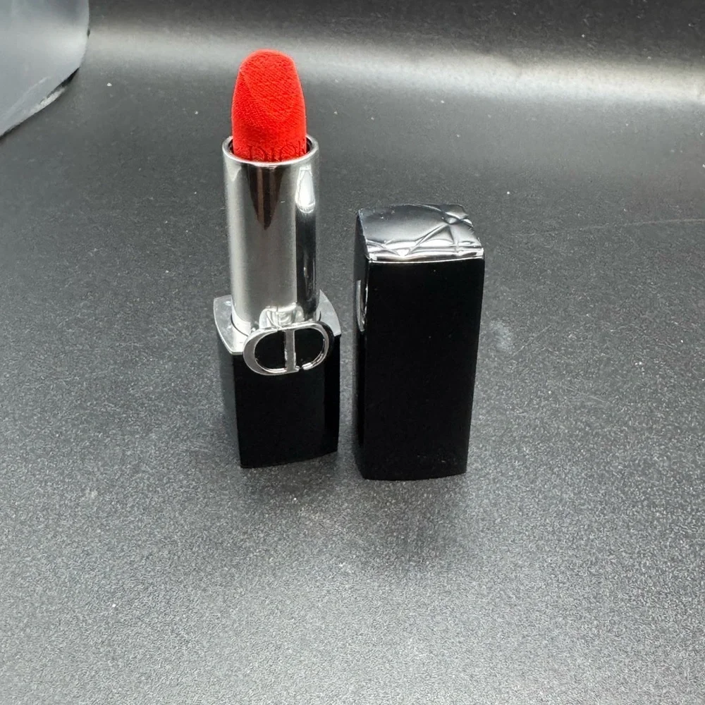 NWT Dior Rouge Lipstick 999 Shade Velvet- NO BOX
